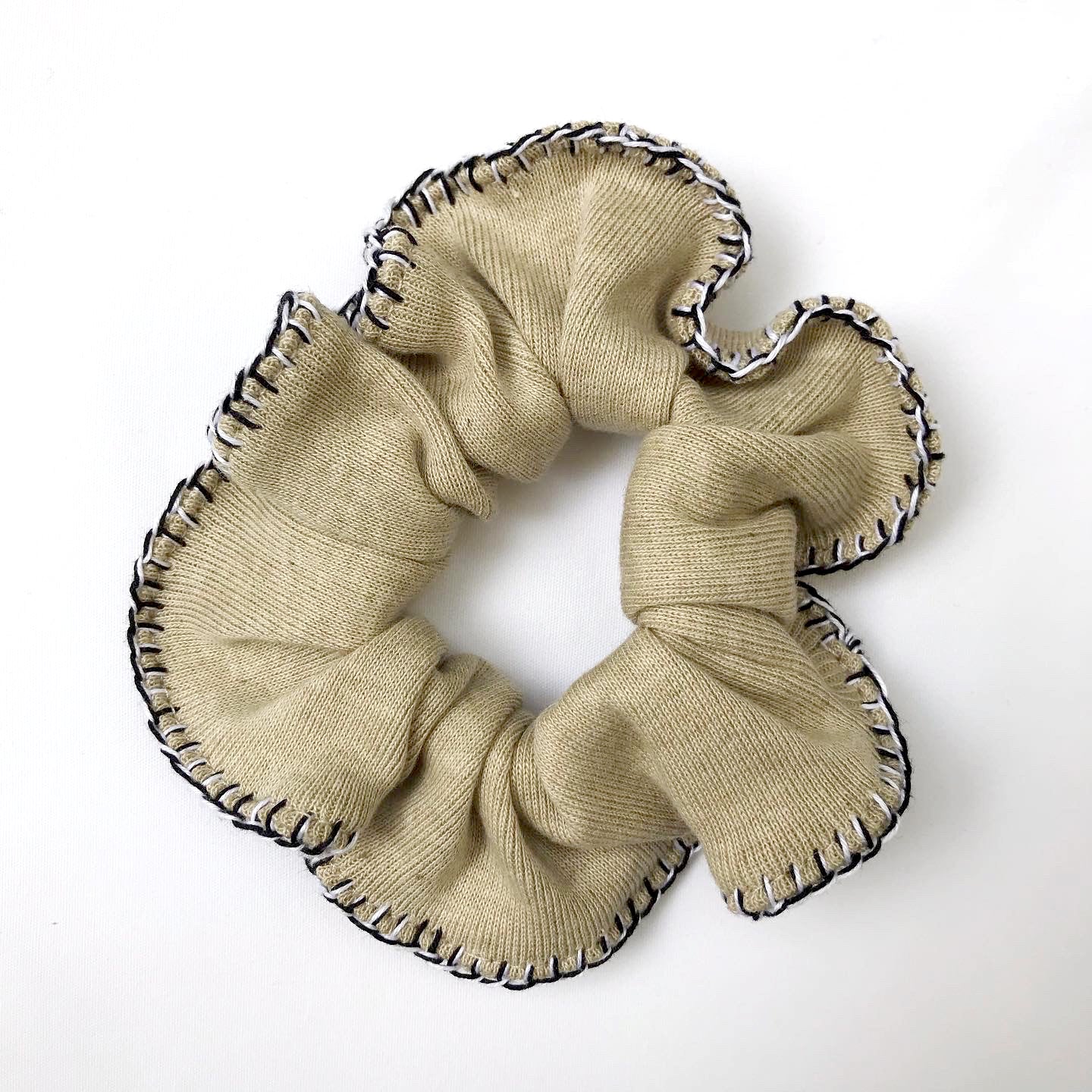 Eco-Scrunchies Bordados